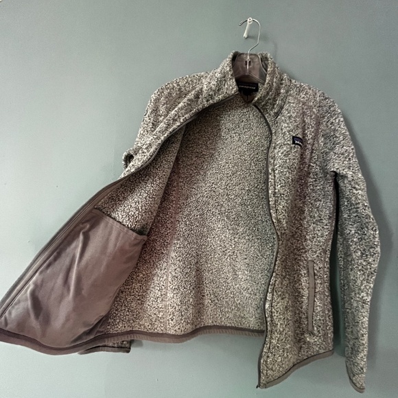 Patagonia grey fleece zip-up - Small - Picture 2 of 4